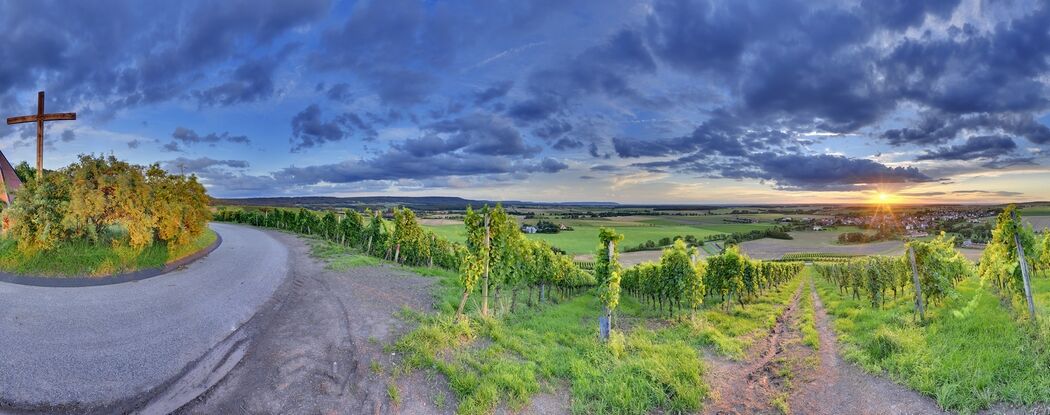 Panorama-Aussicht vom Herrenberg Oberschwarzach